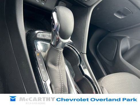 Used 2025 Buick Encore GX Preferred AWD/4WD image 15