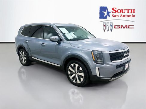Used 2022 Kia Telluride S AWD/4WD image 1