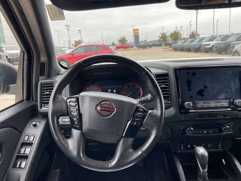 Used 2022 Nissan Frontier Pro-X w/ Pro-X Premium Package image 13