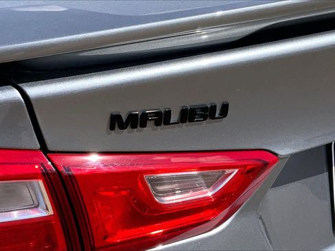 Used 2024 Chevrolet Malibu RS FWD image 31