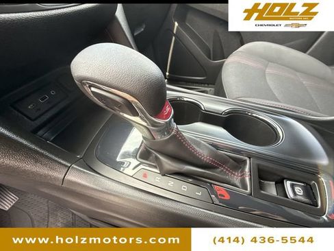Certified 2024 Chevrolet Equinox RS FWD image 15