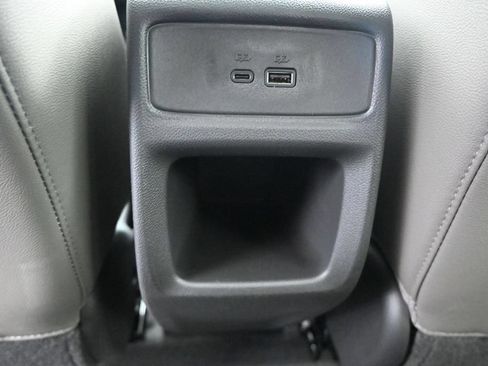 New 2026 Chevrolet Trax ACTIV w/ Sunroof Package FWD image 16