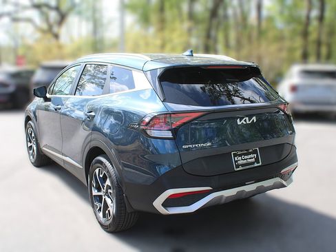 Certified 2023 Kia Sportage EX image 7