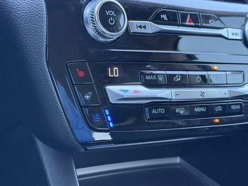 Used 2021 Ford Explorer Limited w/ Equipment Group 301A image 22