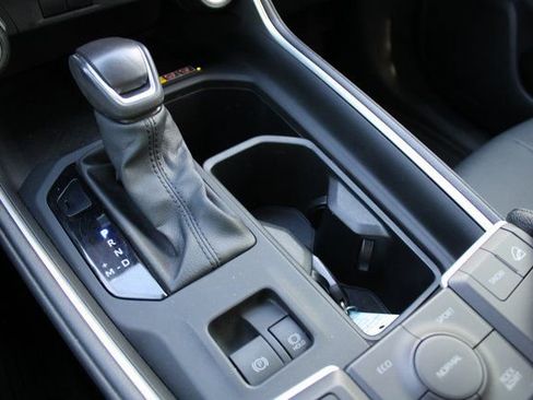 Used 2024 Toyota Grand Highlander AWD image 23