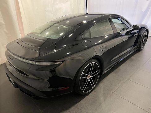 New 2026 Porsche Taycan 4S image 9