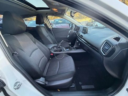 Used 2016 MAZDA MAZDA3 i Touring w/ Popular Equipment Package FWD image 15