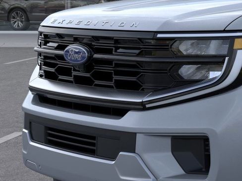 New 2026 Ford Expedition Platinum w/ Platinum Ultimate Package AWD/4WD image 17