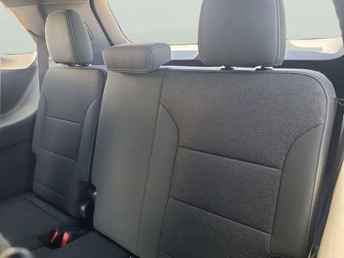 New 2026 Chevrolet Traverse LT FWD image 10