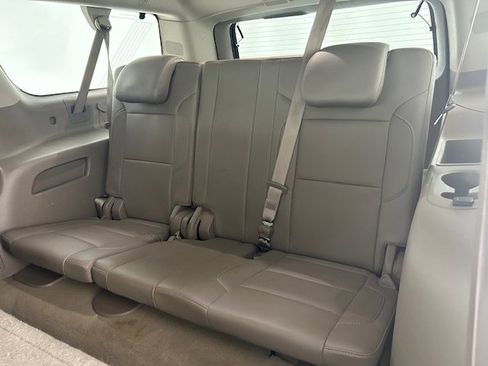 Used 2015 Chevrolet Suburban LT AWD/4WD image 14