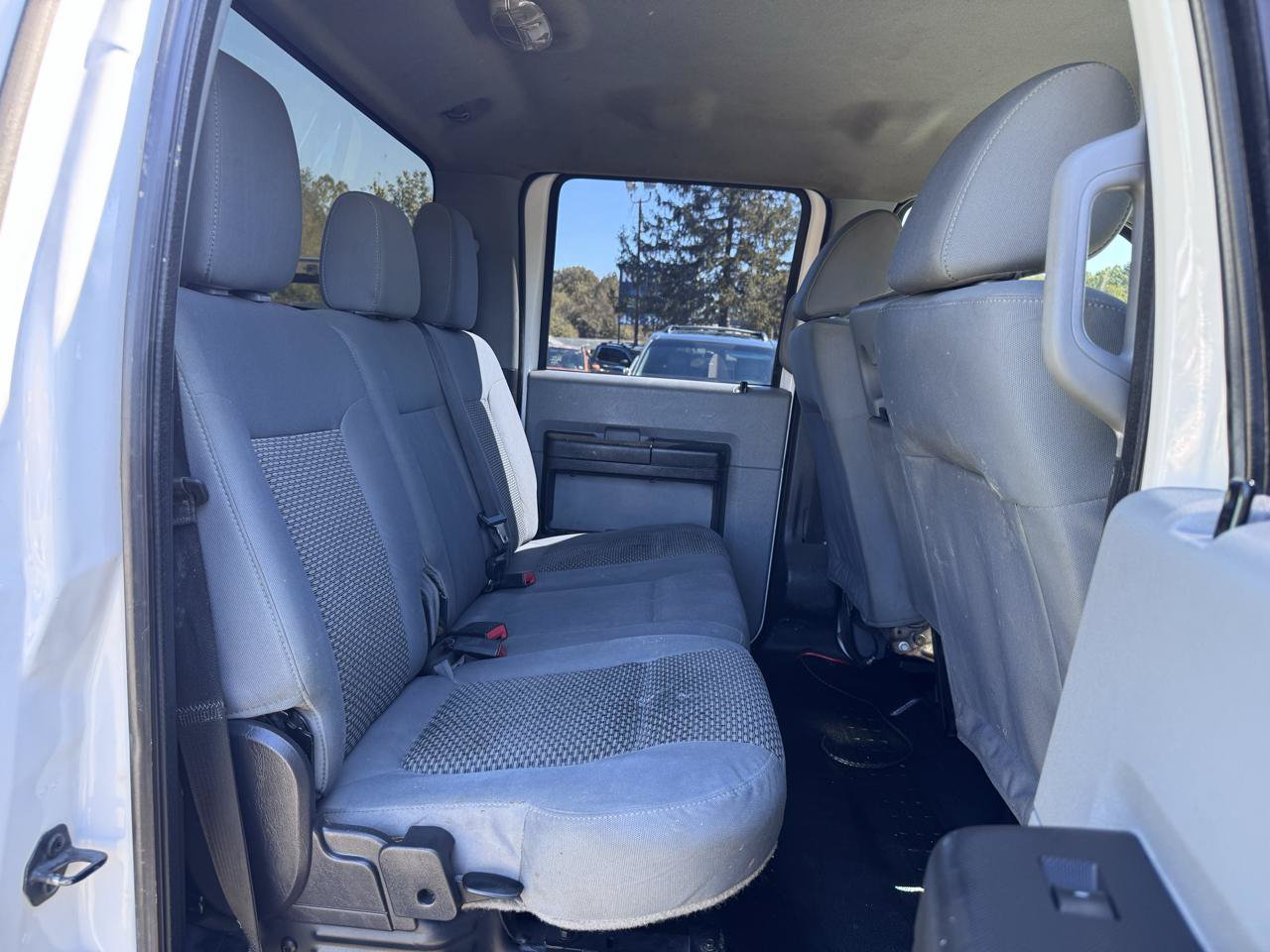 Used 2015 Ford F250 XL w/ Power Equipment Group AWD/4WD image 16