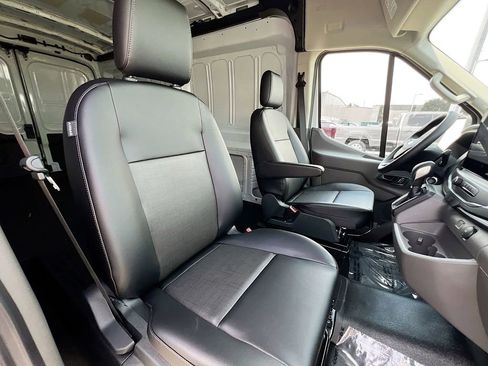 New 2026 Ford Transit 250 148 Medium Roof RWD image 15