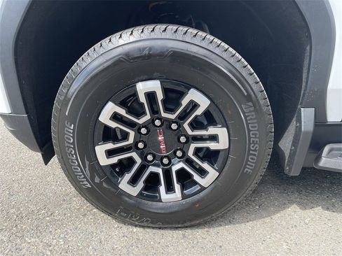 New 2026 GMC Sierra EV Elevation image 31