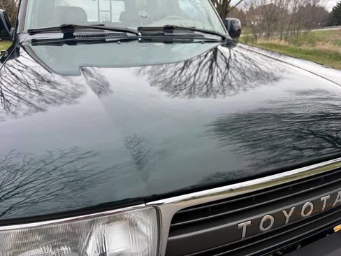 Used 1996 Toyota Land Cruiser image 28