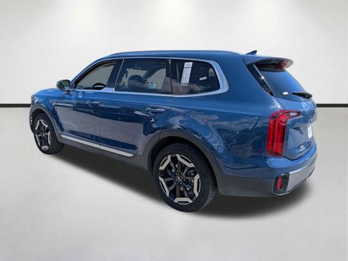 Used 2025 Kia Telluride S AWD/4WD image 6