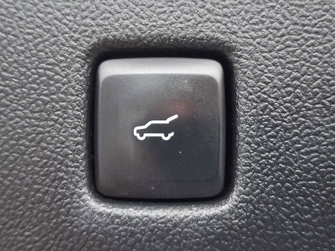 Certified 2023 Ford Escape Active AWD/4WD image 26