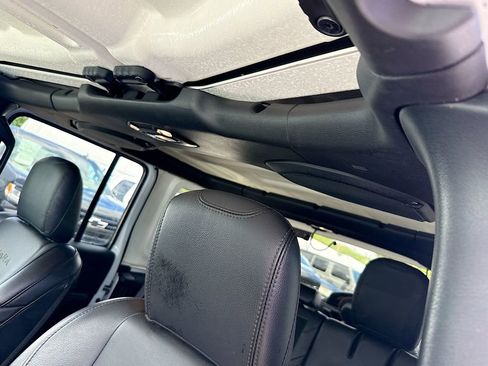 Used 2023 Jeep Wrangler Unlimited Sahara w/ Cold Weather Group image 20