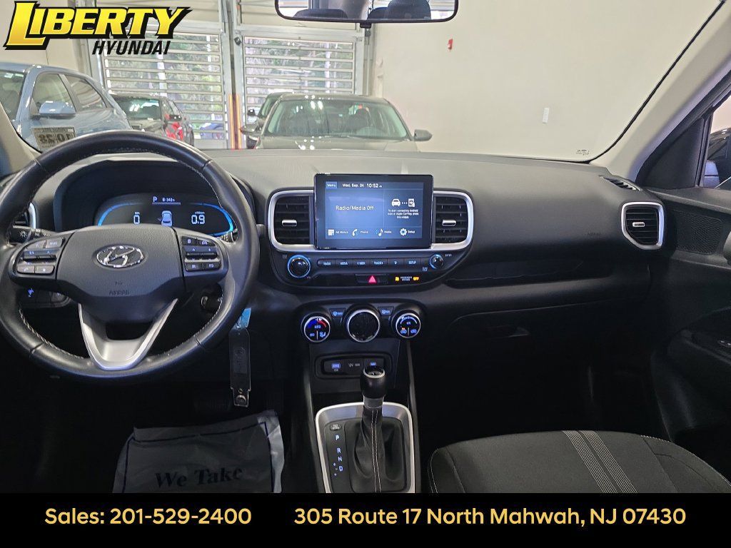 Certified 2023 Hyundai Venue SEL w/ Cargo Package FWD image 13