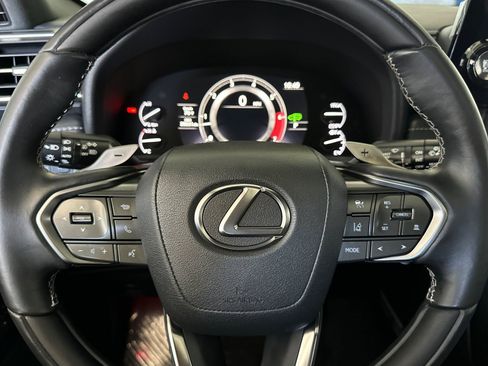 Certified 2024 Lexus LX 600 4WD w/ Appearance Package image 12