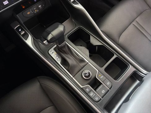 Used 2024 Kia Sorento S w/ Panoramic Sunroof Package FWD image 26