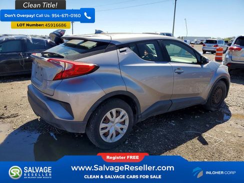 Used 2019 Toyota C-HR LE FWD image 4
