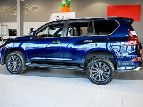 Used 2022 Lexus GX 460 Luxury w/ Sport Design Package image 8