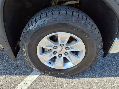 Used 2021 GMC Sierra 1500 SLE image 9