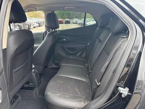 Used 2022 Buick Encore Preferred w/ Safety Package AWD/4WD image 13