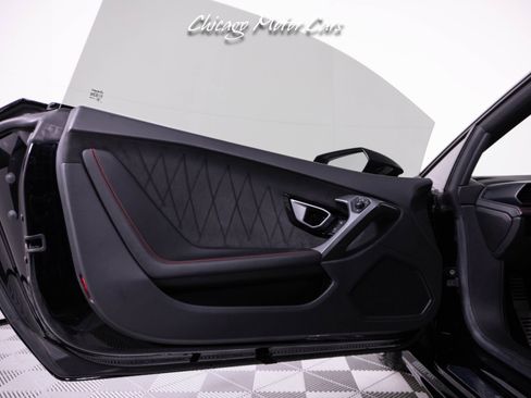 Used 2016 Lamborghini Huracan LP 580-2 image 27