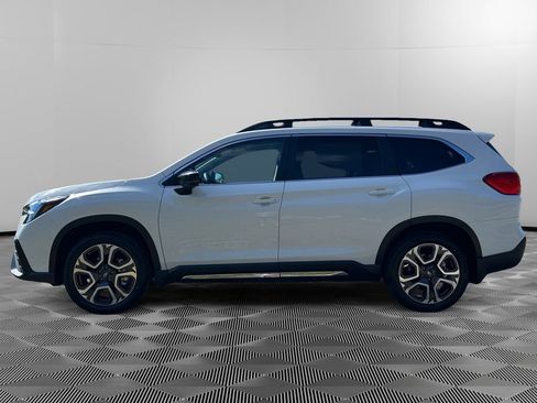 New 2025 Subaru Ascent Limited image 4