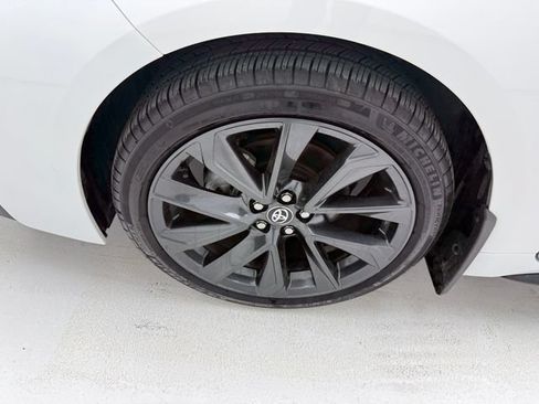 Used 2024 Toyota Corolla SE FWD image 7