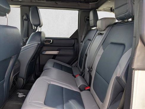 Used 2021 Ford Bronco Outer Banks image 15