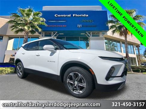 Used 2023 Chevrolet Blazer LT image 1