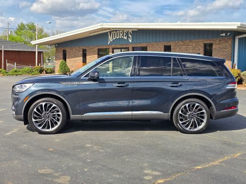 Used 2022 Lincoln Aviator Reserve w/ Equipment Group 201A AWD/4WD image 23