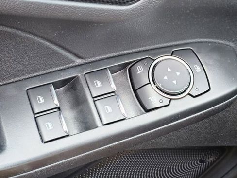 Used 2025 Ford Escape ST-Line FWD image 22