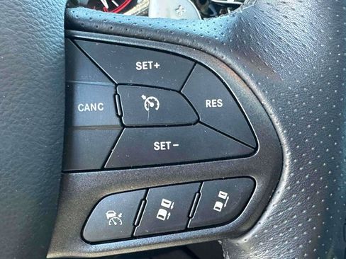 Used 2025 Dodge Durango GT AWD/4WD image 22