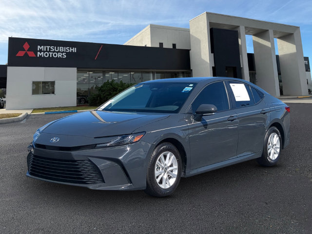 Used 2026 Toyota Camry LE FWD image 1