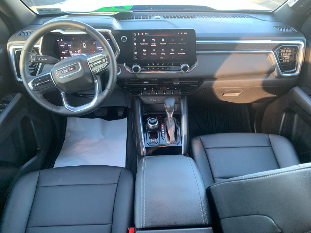 Used 2024 GMC Canyon Elevation w/ Elevation Premium Package AWD/4WD image 16