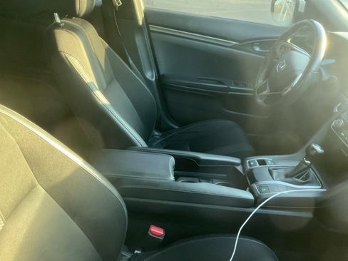 Used 2021 Honda Civic Sport image 4