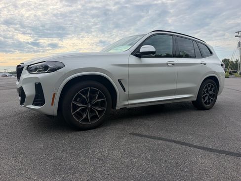 Used 2024 BMW X3 xDrive30i AWD/4WD image 9