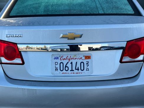 Used 2016 Chevrolet Cruze LS image 22