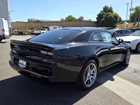 New 2025 Dodge Charger Scat Pack w/ Track Pack image 5