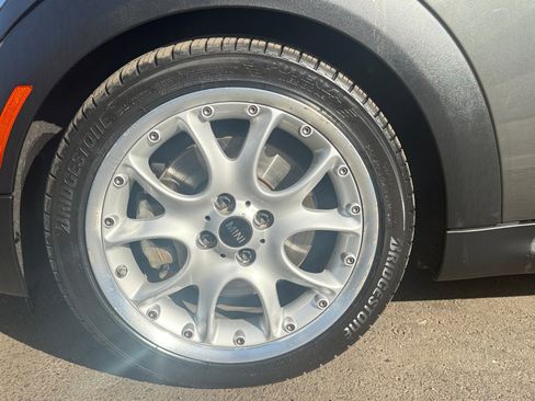 Used 2011 MINI Cooper S image 11