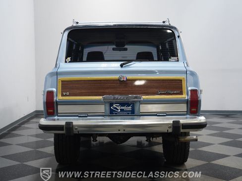Used 1989 Jeep Grand Wagoneer AWD/4WD image 23