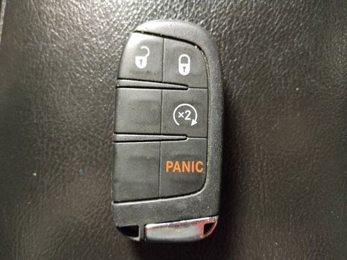 Used 2018 Jeep Compass Latitude w/ Popular Equipment Group AWD/4WD image 32