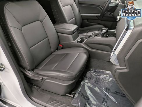 Used 2023 GMC Canyon Elevation w/ Elevation Premium Package AWD/4WD image 29