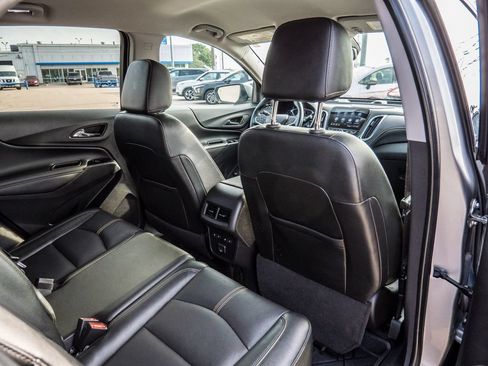 Used 2023 Chevrolet Equinox Premier AWD/4WD image 47