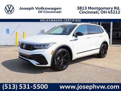 Used 2024 Volkswagen Tiguan SE R-Line AWD/4WD image 1