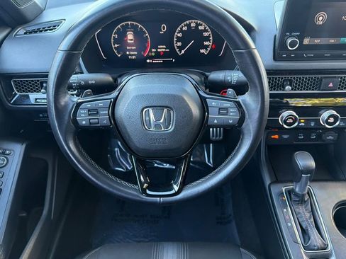 Used 2025 Honda Civic Sport image 14