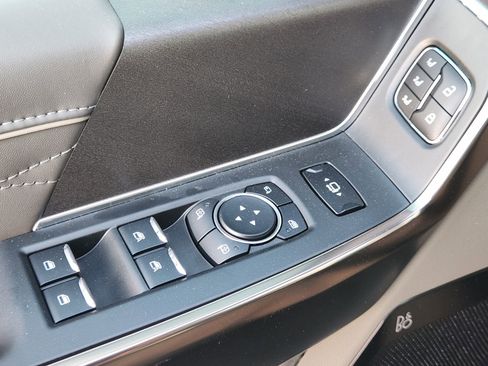 New 2026 Ford F350 Platinum w/ Platinum Plus Package image 22